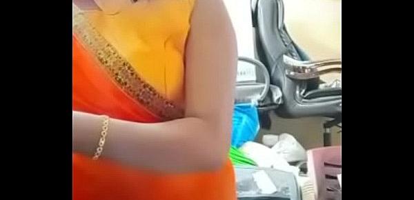  Swathi naidu exchanging saree by showing boobs,body parts and getting ready for shoot part-2